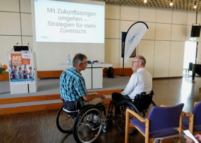 Dirk Tullius und Thomas Austermann aus dem Vorstand der DMSG Hamburg